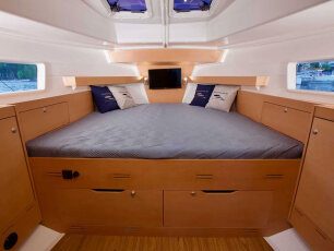 Używany jacht Platinum 35 Flybridge Active 2021 - 3 kabiny