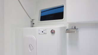 Używany jacht Jacht Platinum 35 Flybridge Active 2021 - 4 kabiny